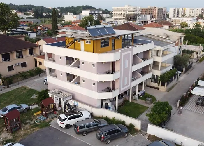 Vukli Apartments